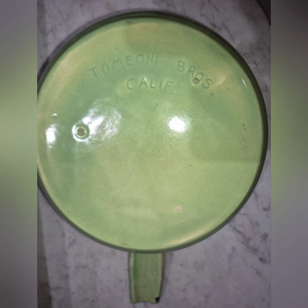 Vintage Tomeoni Bros California,  Soup,Casserole,Ceramic Dish w/ Handle, Planter - Picture 2 of 3